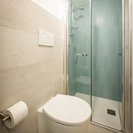 Carma - Storica In Piazza Vittorio Centro Апартаменты *